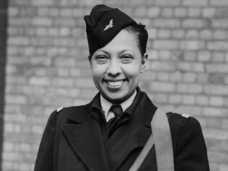 Dancer Josephine Baker arriving at the Savoy Hotel in London, April 25th 1945.